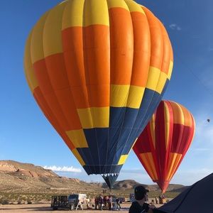 Meet your Posher, Warren